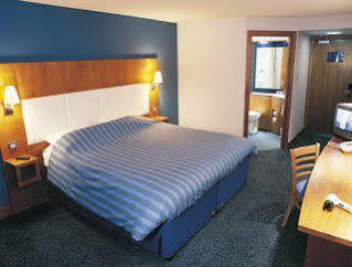 Premier Hotel 3*
