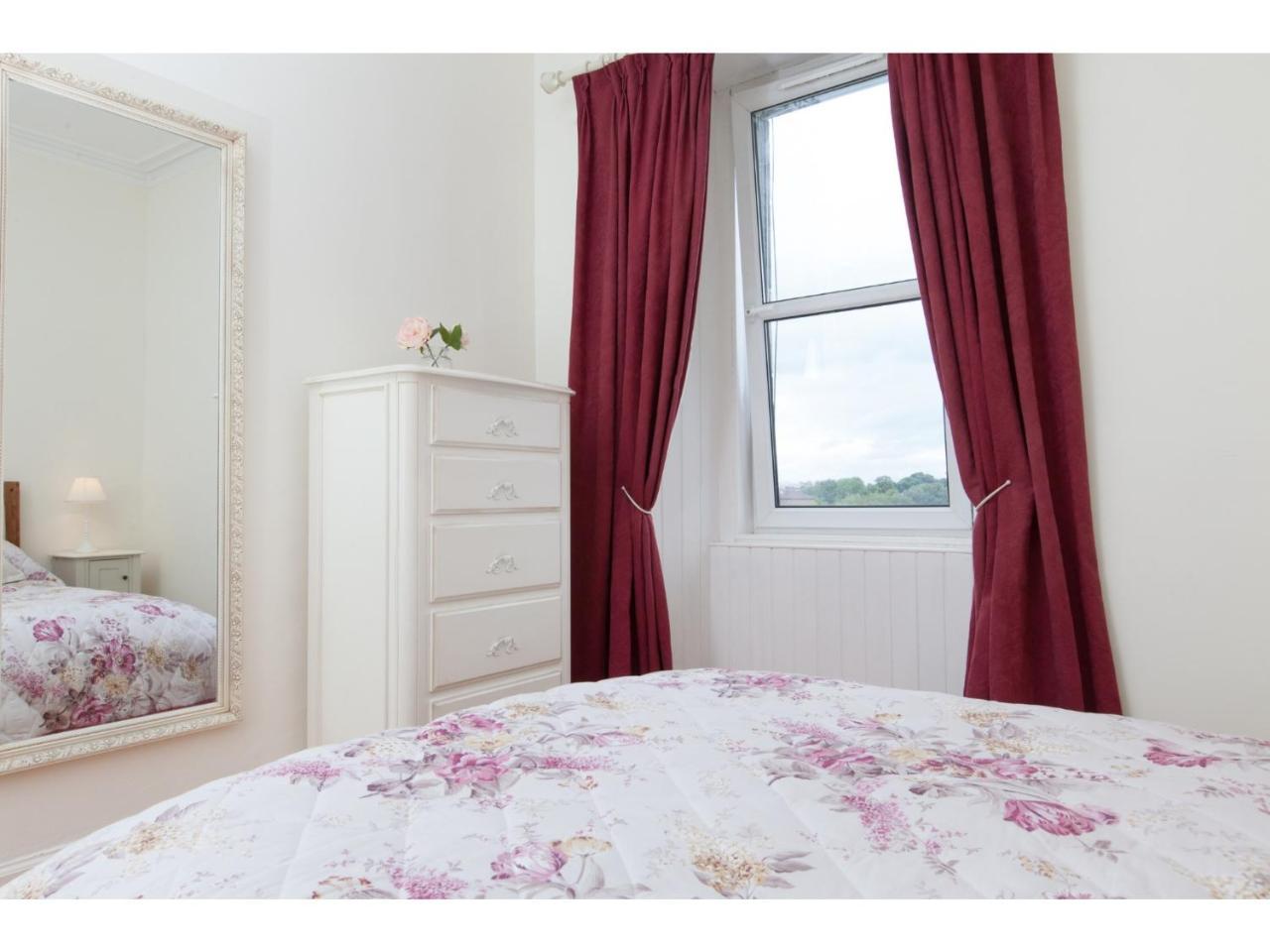 Homely Tenement For 2 Near Botanic Gardens Édimbourg