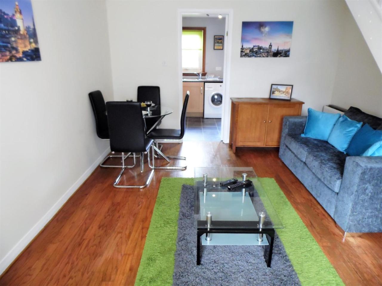The Upper Craigour Royal Infirmary House Apartment