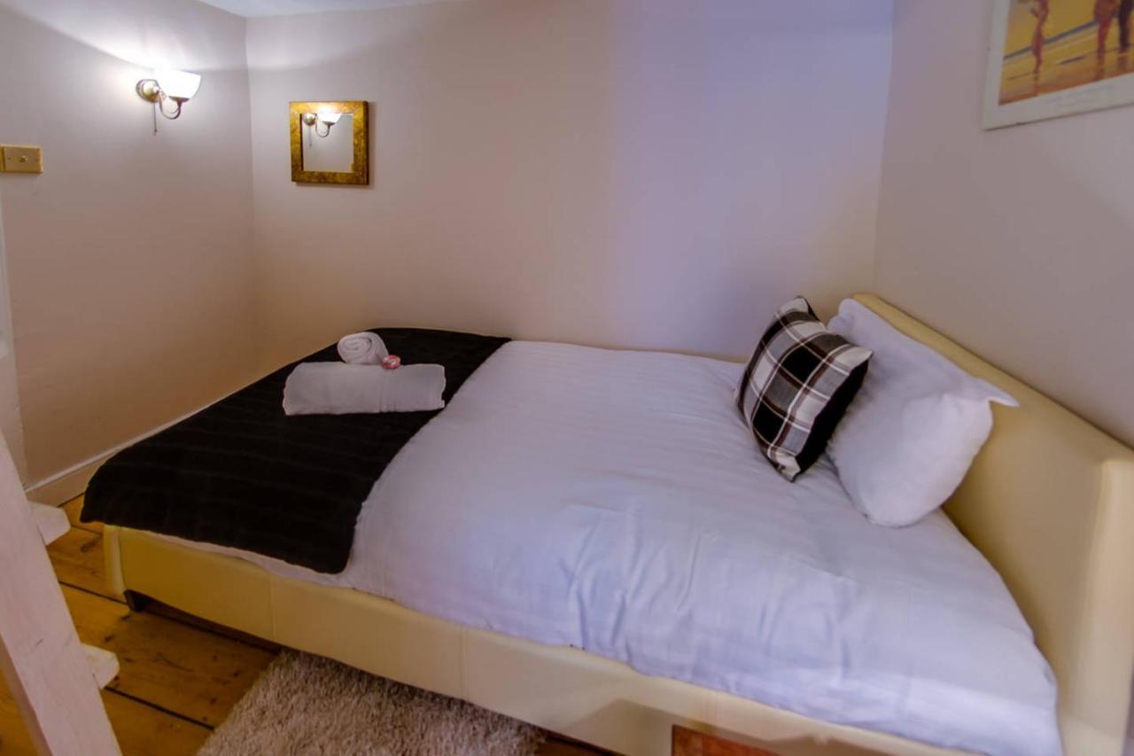 Joivy Spacious Next To The Meadows Apartment Edinburgh