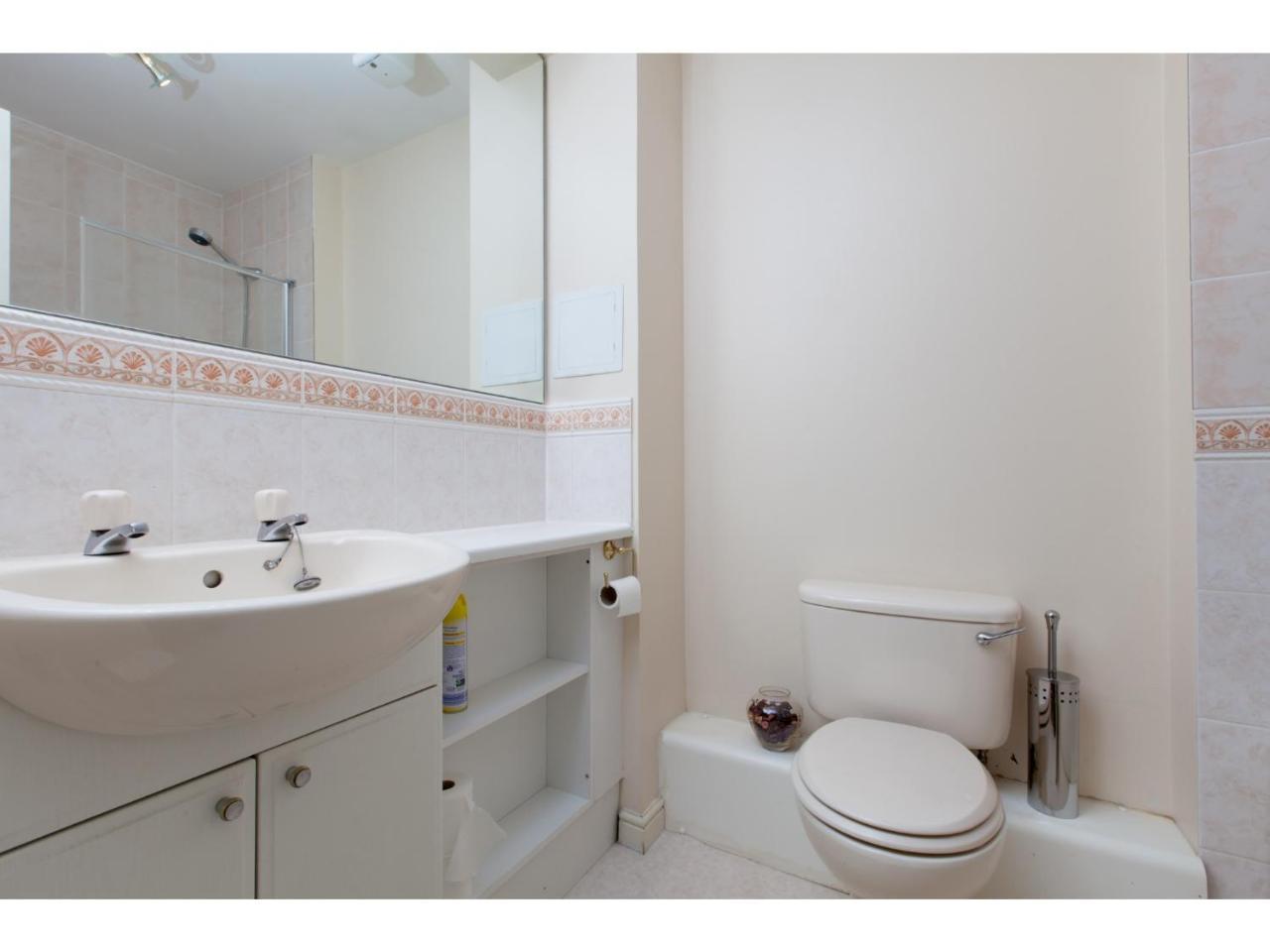 Apartment Attractive Leith