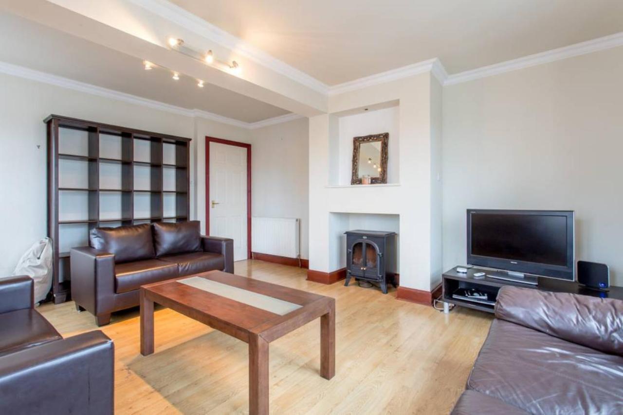 Appartement 2 Bedroom By Leith's Shore