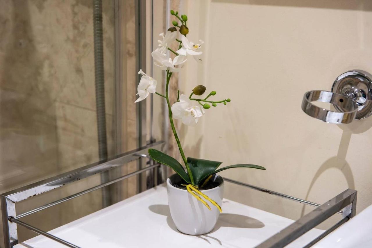 Joivy Amazing Location! Lovely Rose St In New Town Apartment *