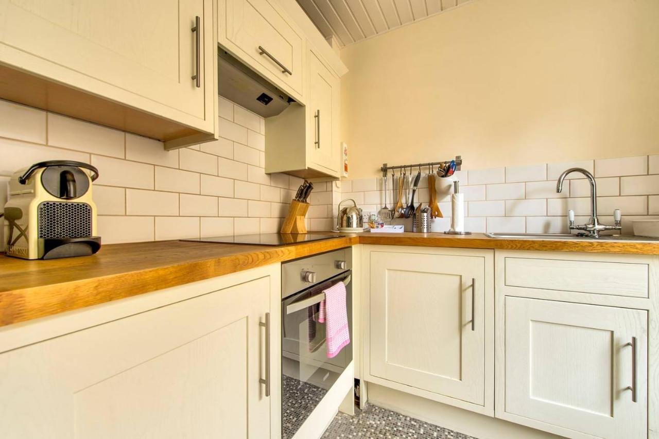 Joivy Amazing Location! Lovely Rose St In New Town * Edinburgh