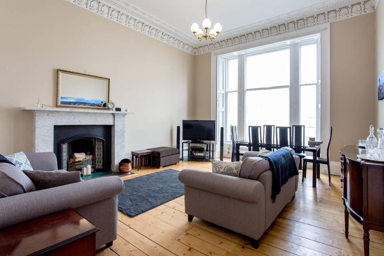 Altido 2bed Flat In Heart Apartment *