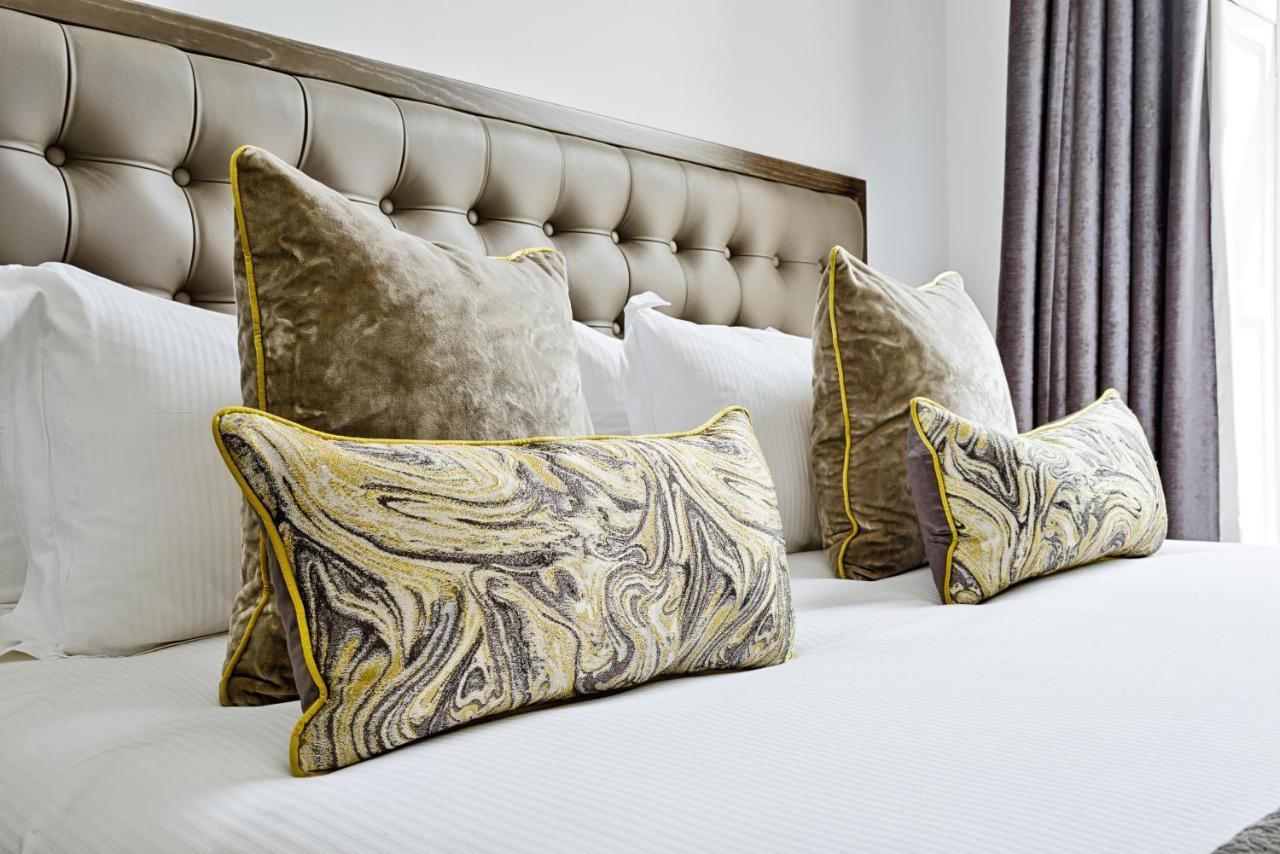 Joivy Luxury Flats On George Street Apartment Edinburgh