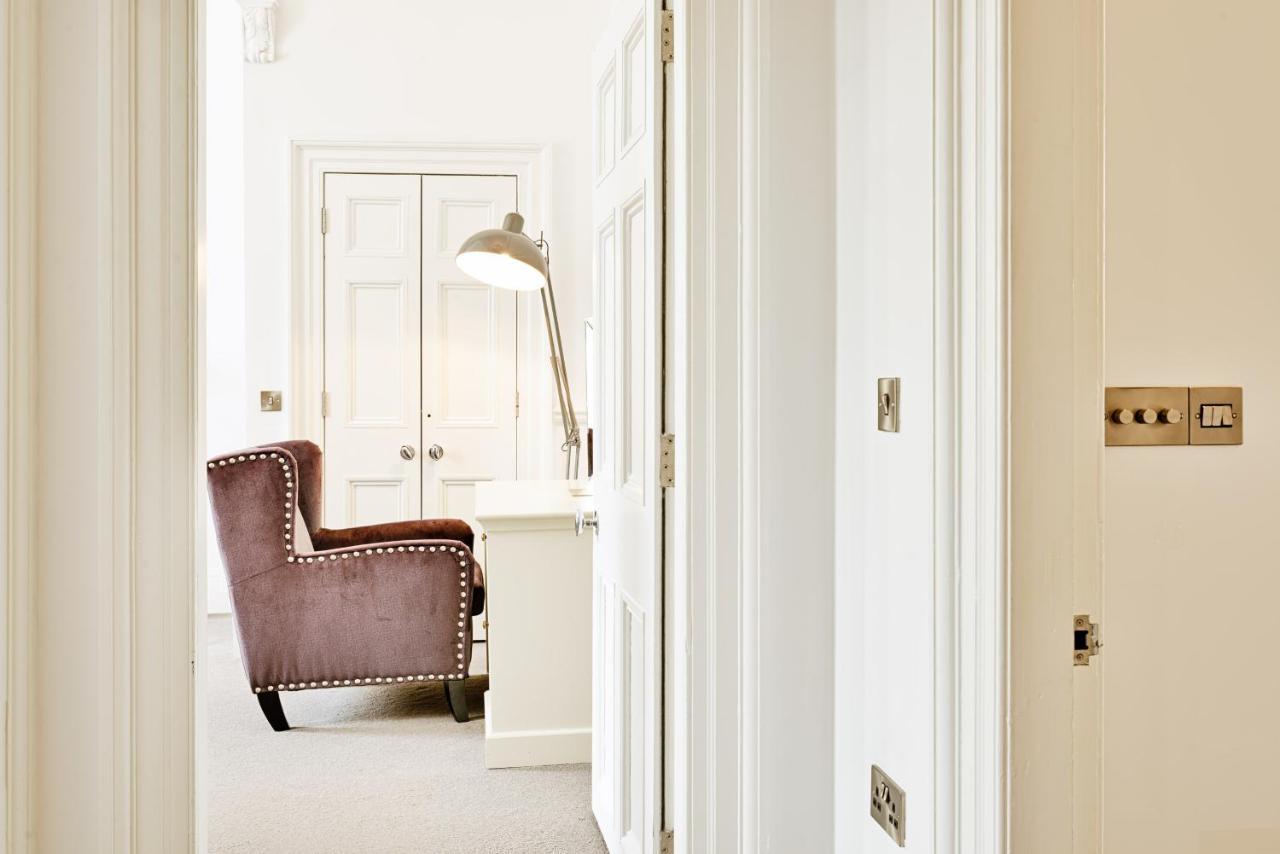 Joivy Luxury Flats On George Street Apartment