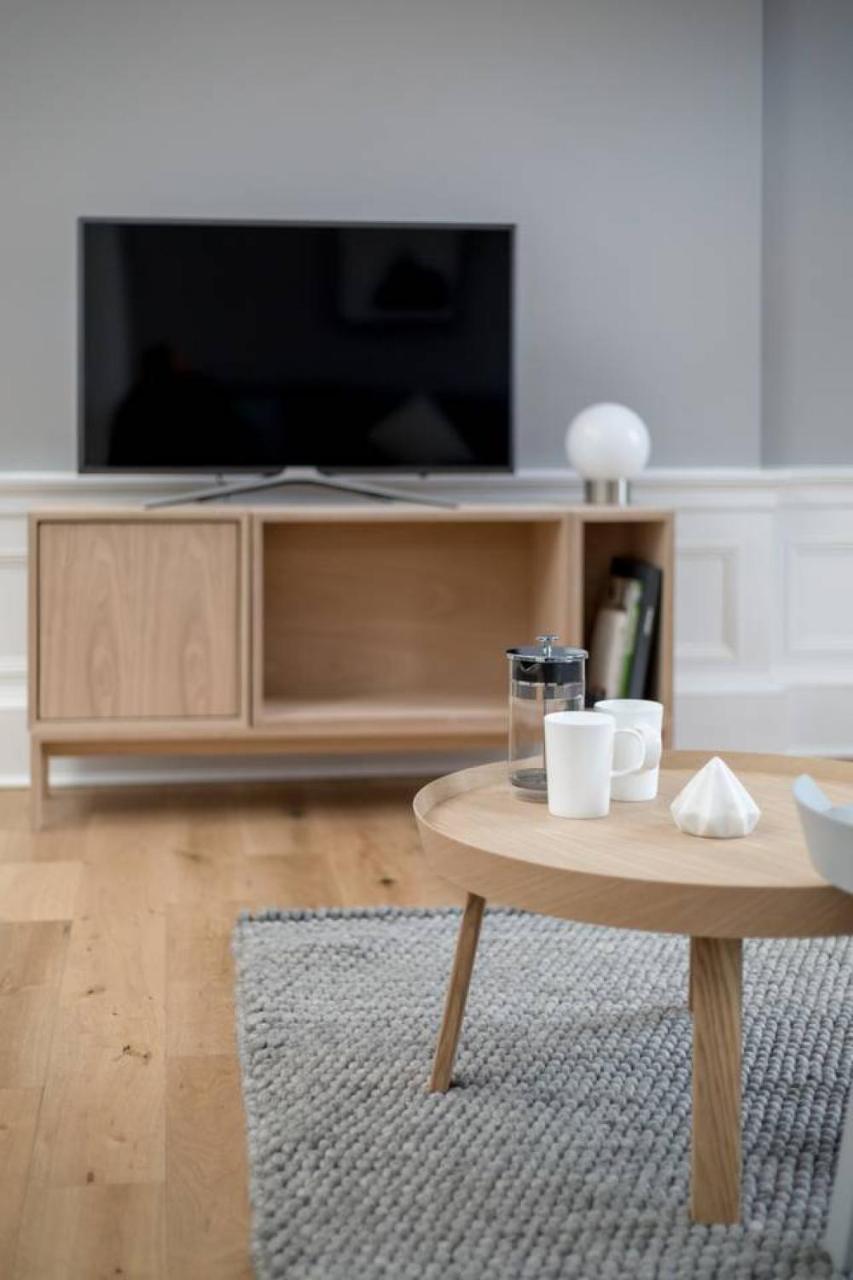 Joivy Spacious And Bright 1bed Apt, Short Walk From Princes Street