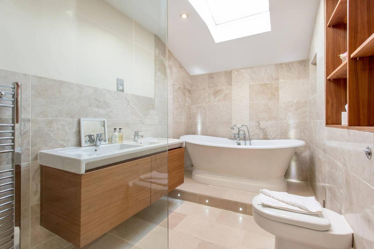 Altido Spacious 3br Mews House Behind Calton Hill Vakantiehuis EDI