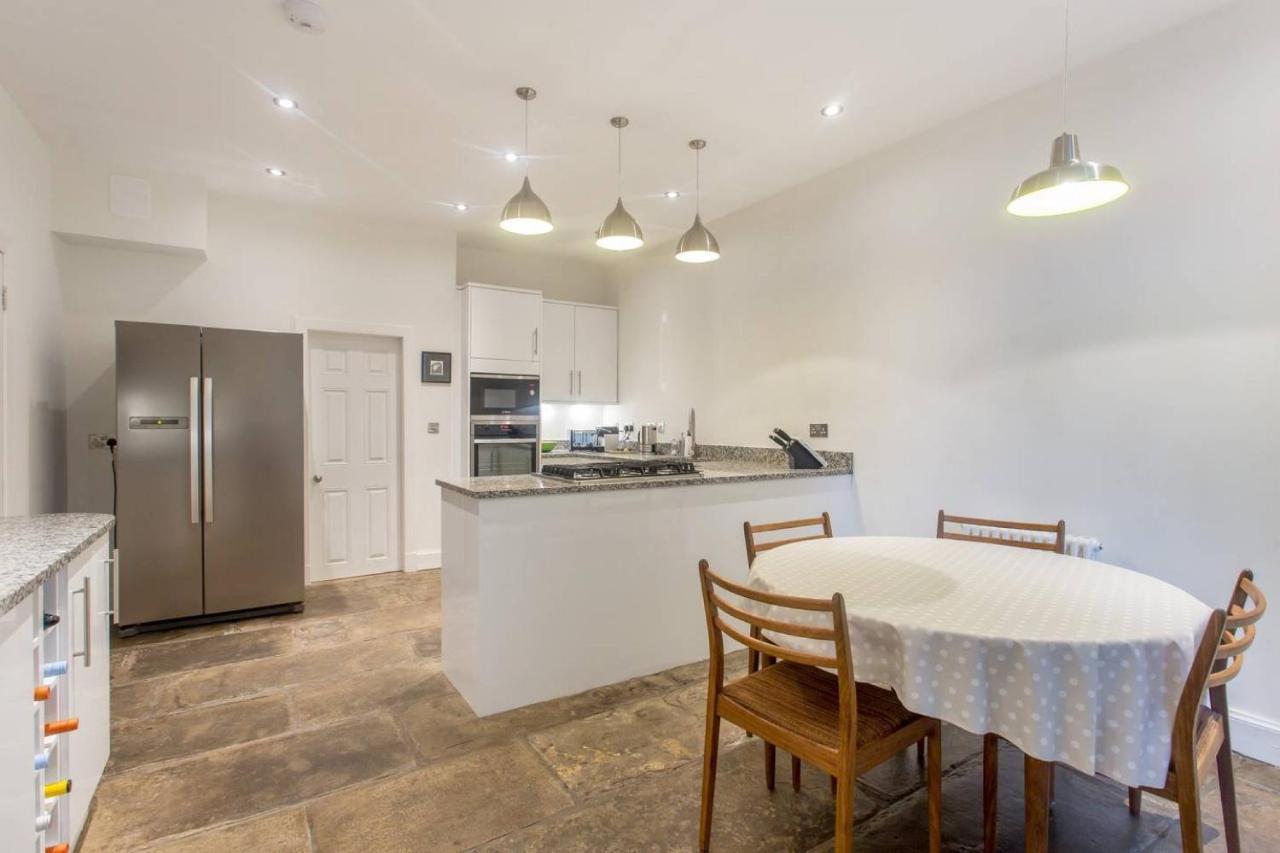 Joivy Spacious Flat With Garden In Centre Apartment *