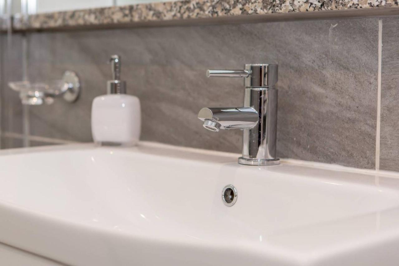 Apartment Joivy Spacious Flat With Garden In Centre Edinburgh