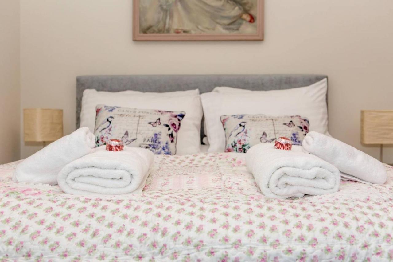 Joivy Spacious Flat With Garden In Centre Edinburgh