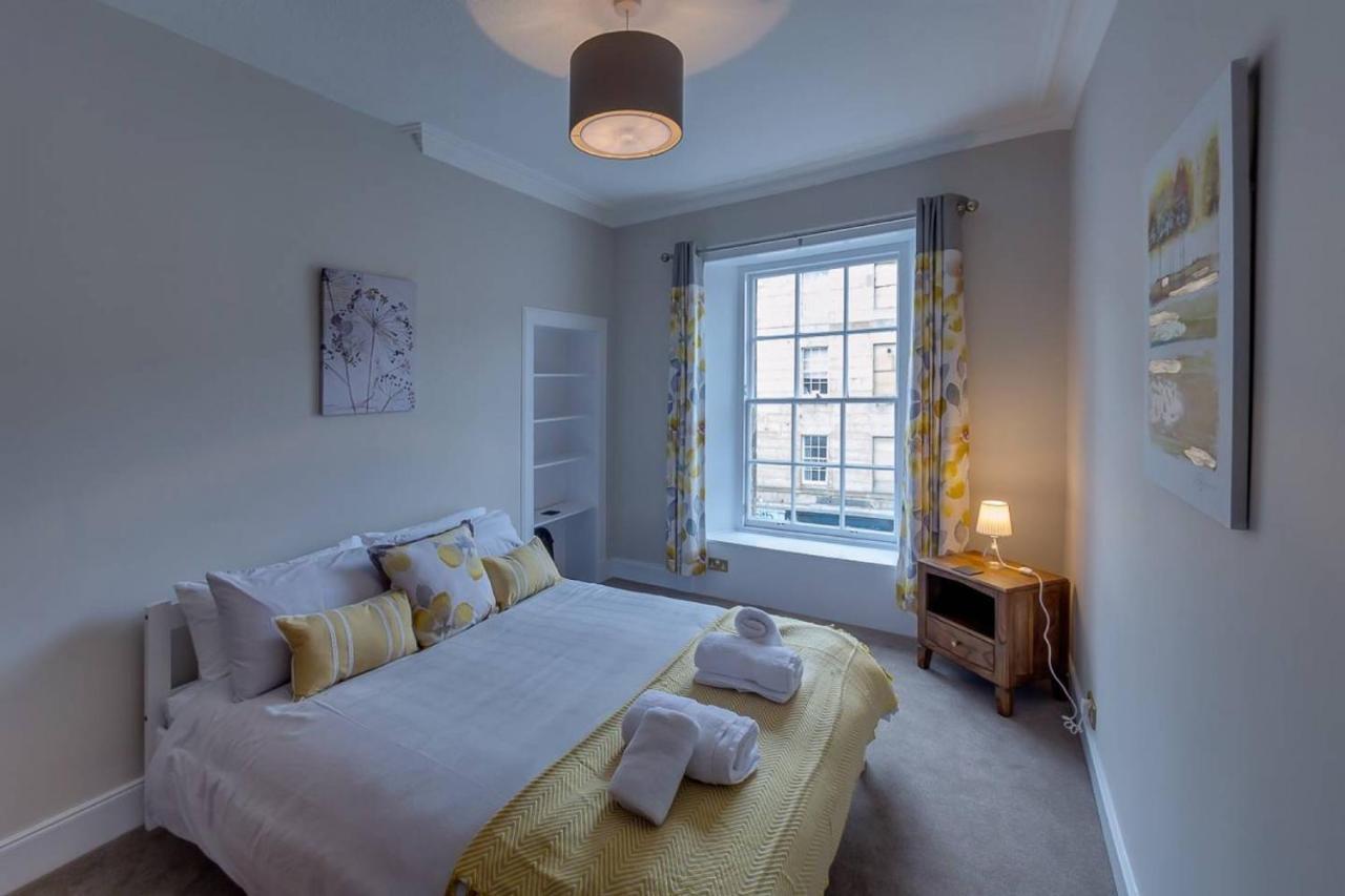 Apartment Joivy Stylish In Trendy New Town Location *
