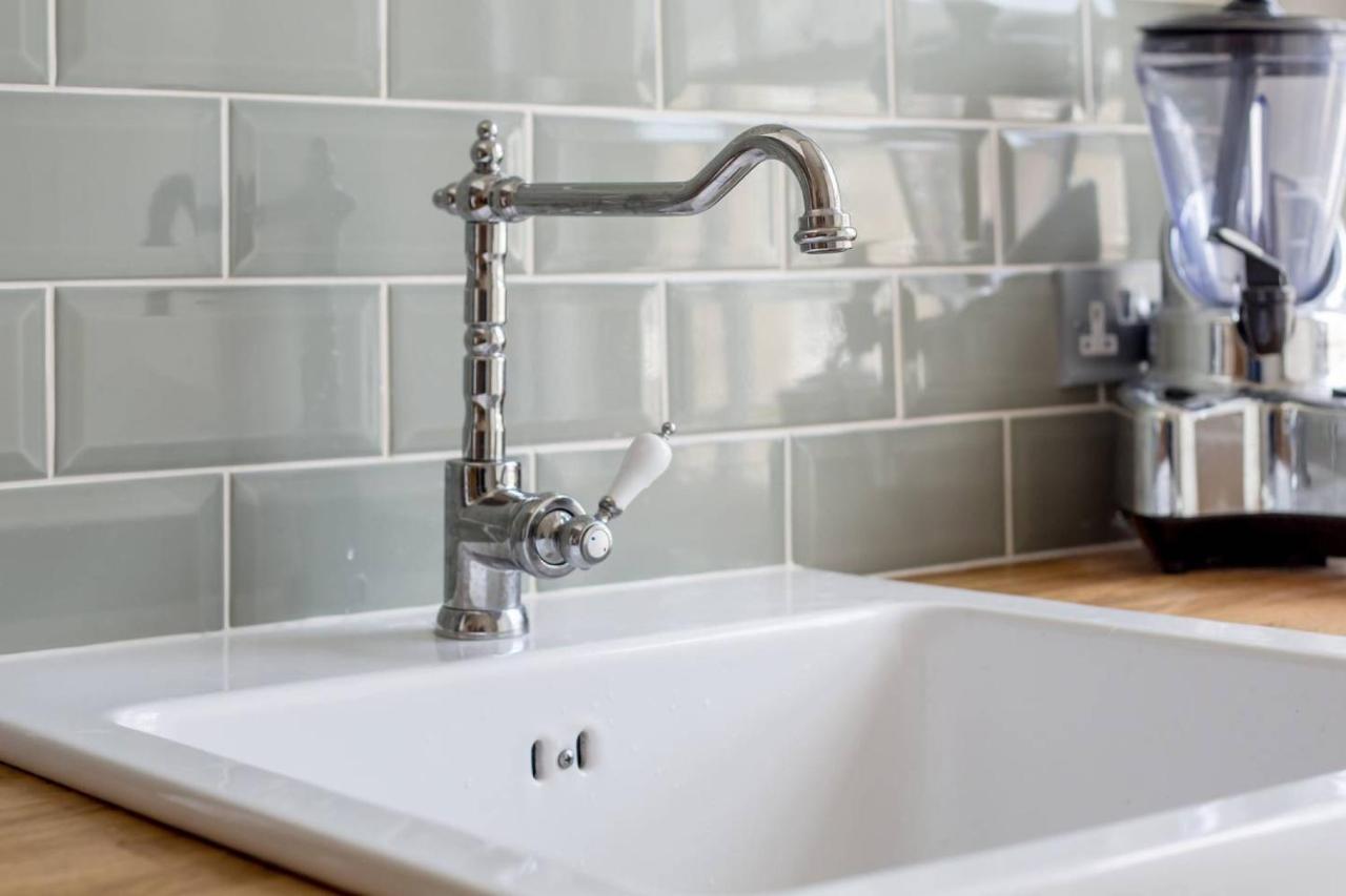 Apartment Joivy Stylish In Trendy New Town Location Edinburgh