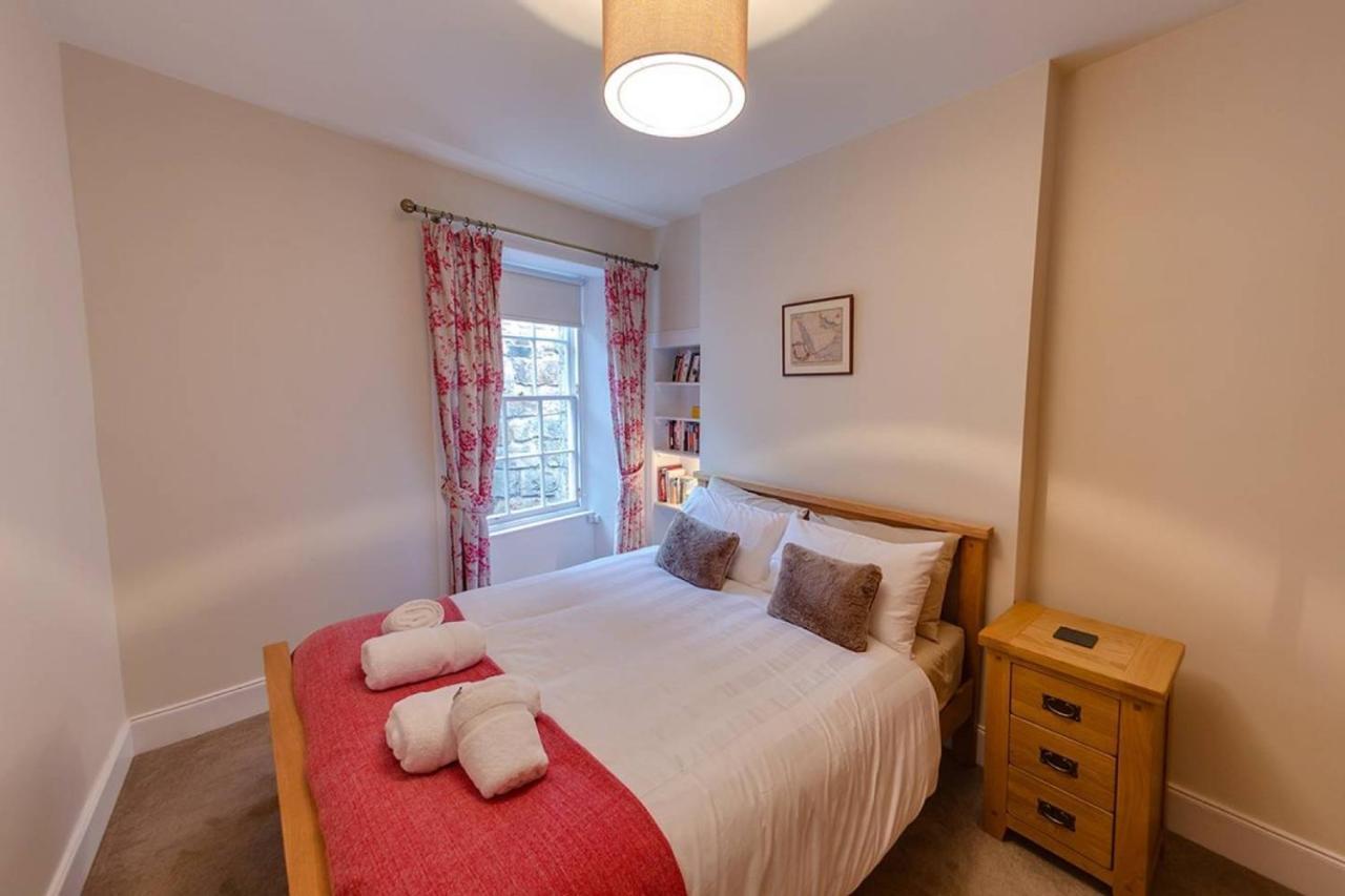 Joivy Stylish In Trendy New Town Location * Edinburgh