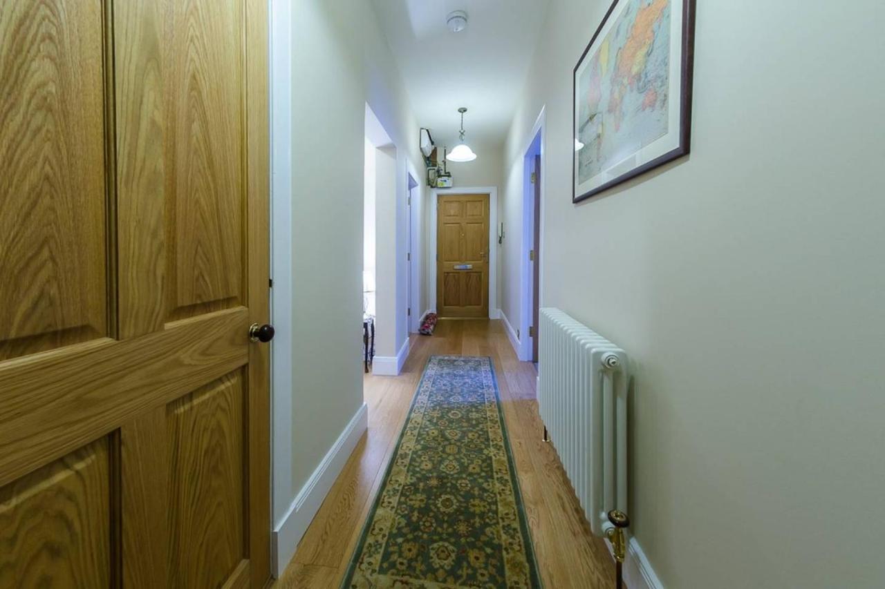 Apartment Joivy Stylish In Trendy New Town Location