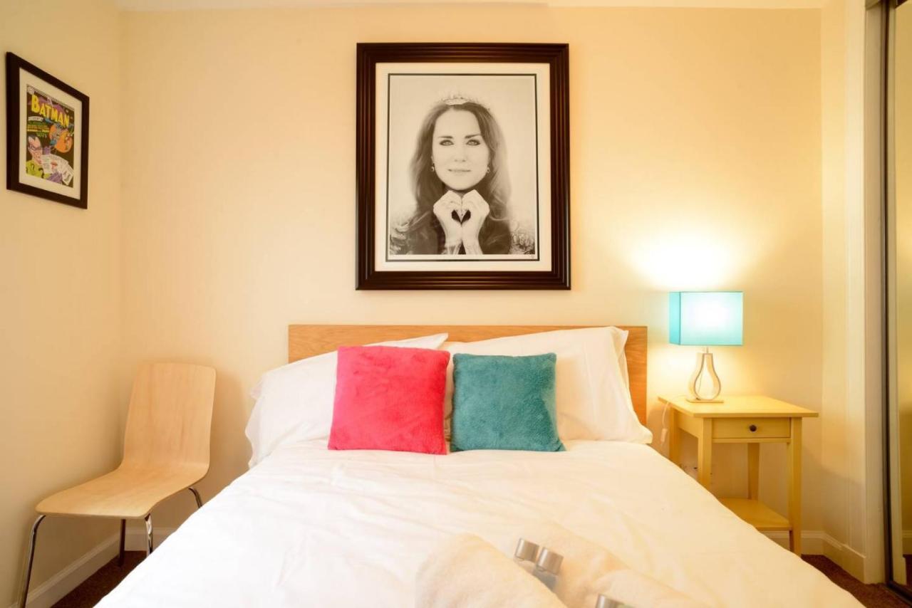 Apartment Altido Lovely For 4 With Free Parking *