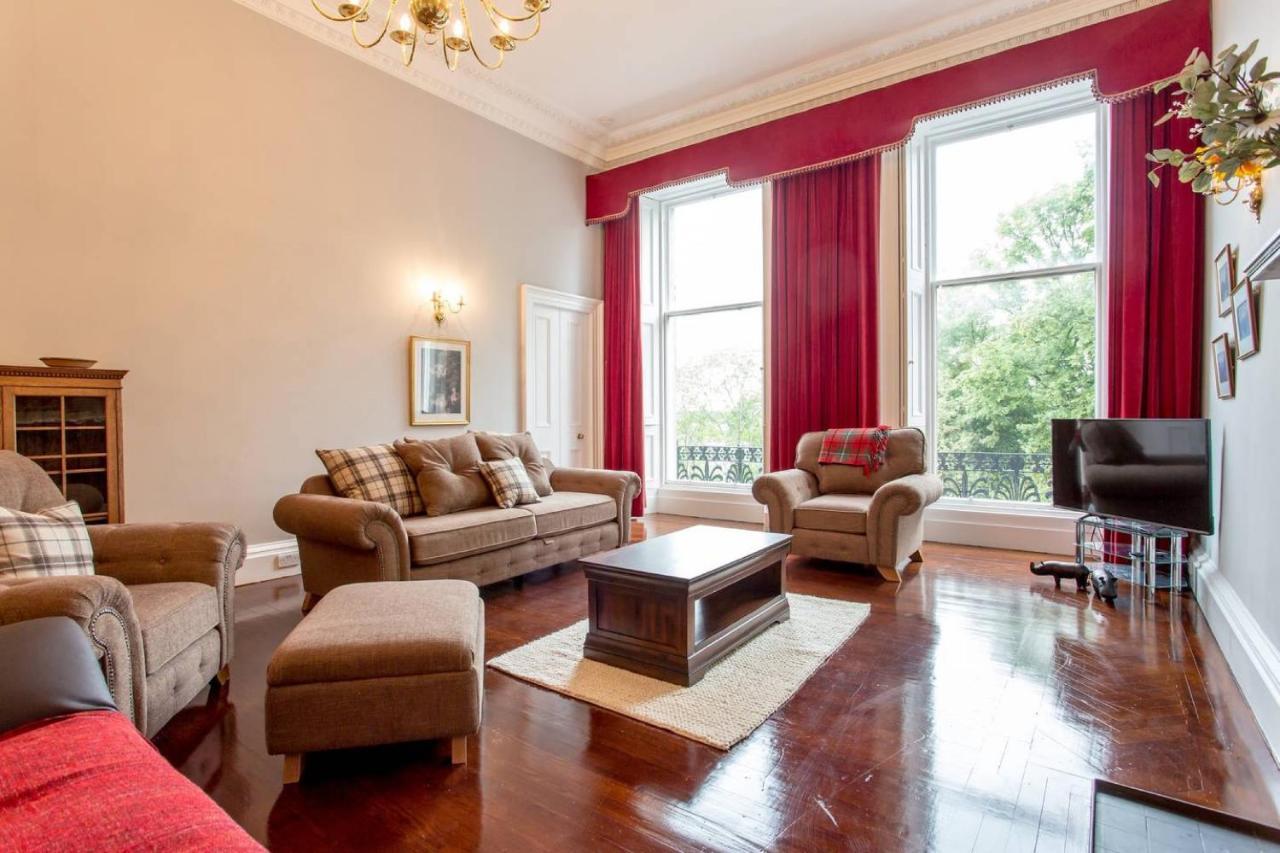 Joivy Spacious In New Town Prime Location *