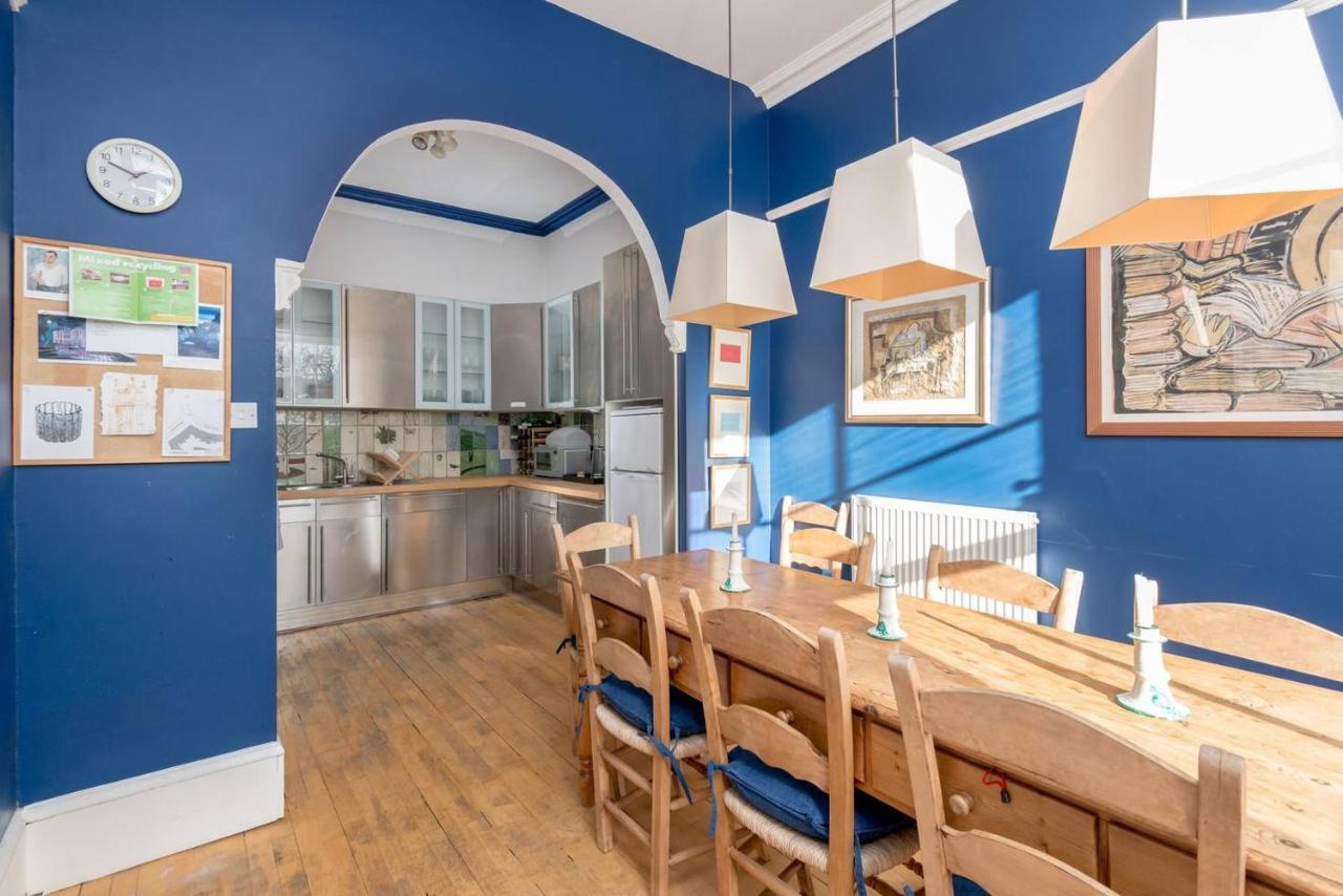 Altido Lovely 2-bedroom With Garden Close To Old Town Apartment EDI