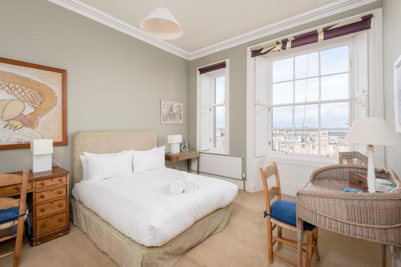 Altido Lovely 2-bedroom With Garden Close To Old Town Apartment EDI