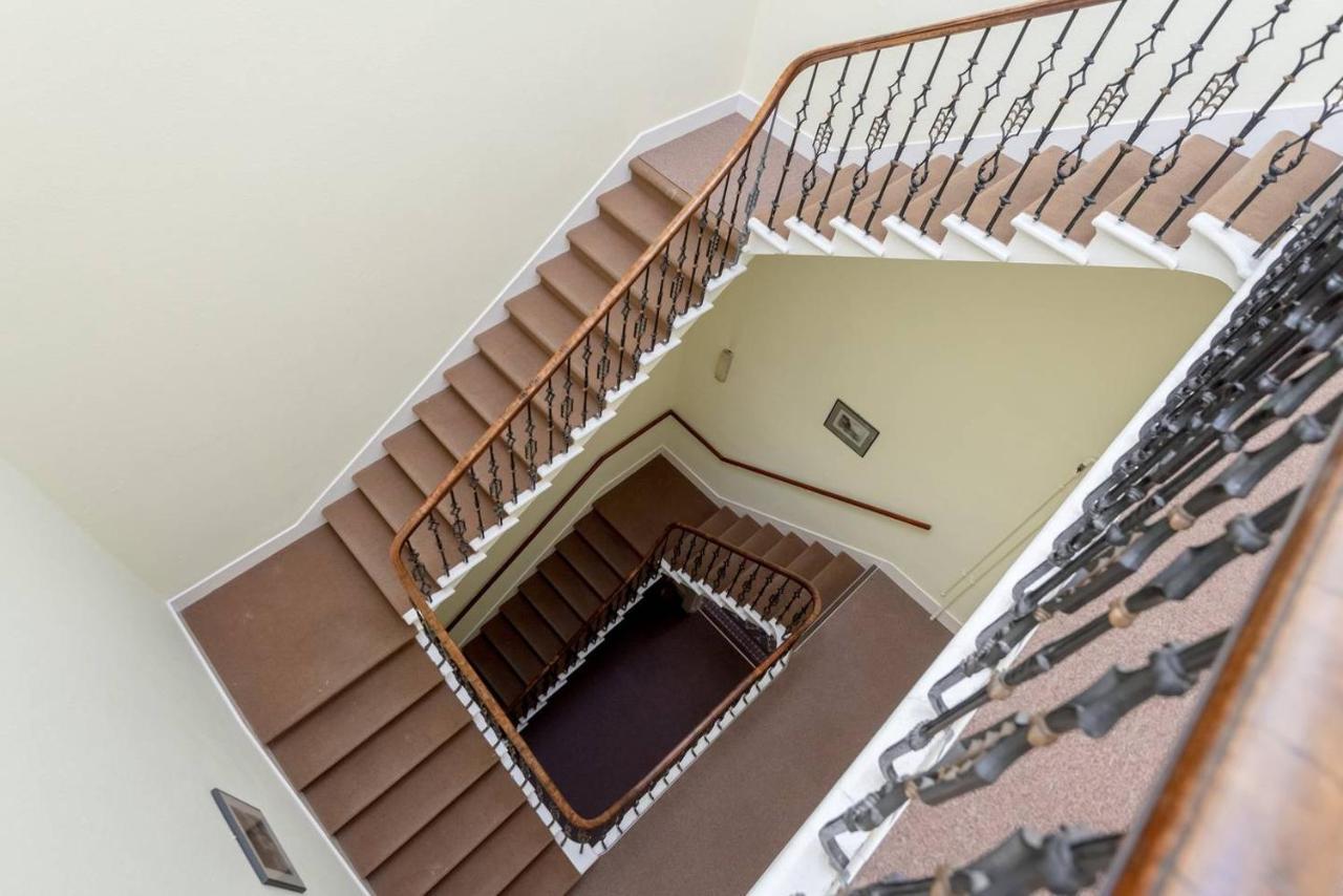 Altido Lovely 2-bedroom With Garden Close To Old Town Apartment
