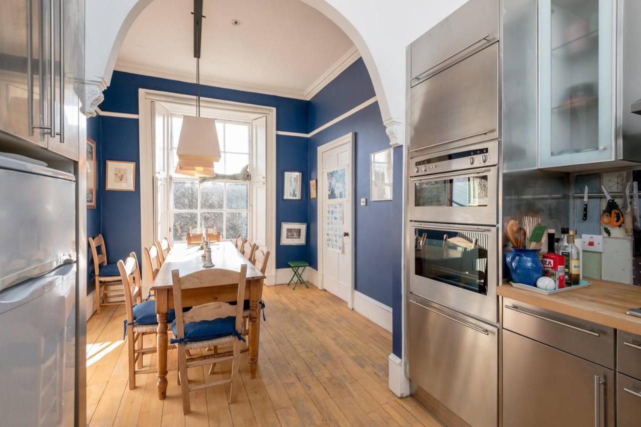 Altido Lovely 2-bedroom With Garden Close To Old Town Apartment EDI