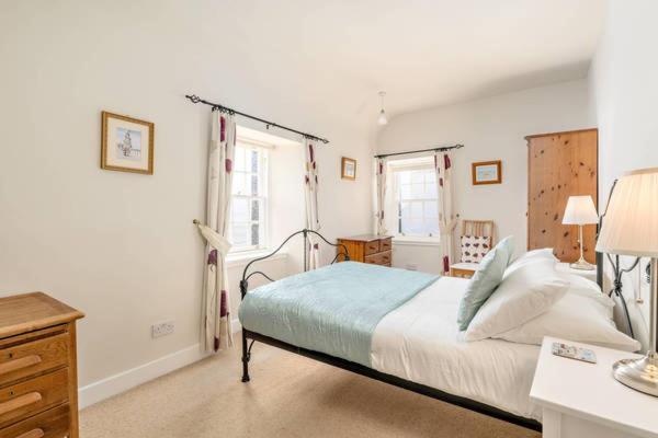 Silver Lining - By The Sea Holiday home *