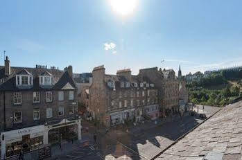 Tony Asga - Tony's Heart Of Centre Sleeps 2 * EDI