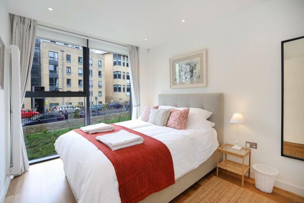 Luxurious, Central 1 Bed In Quartermile - Parking Edinburgh