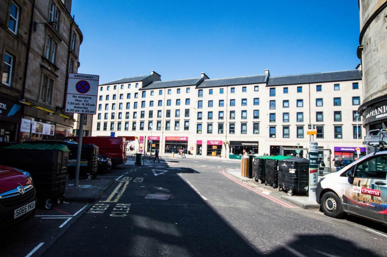 Montgomery - Crighton Apartment Edinburgh