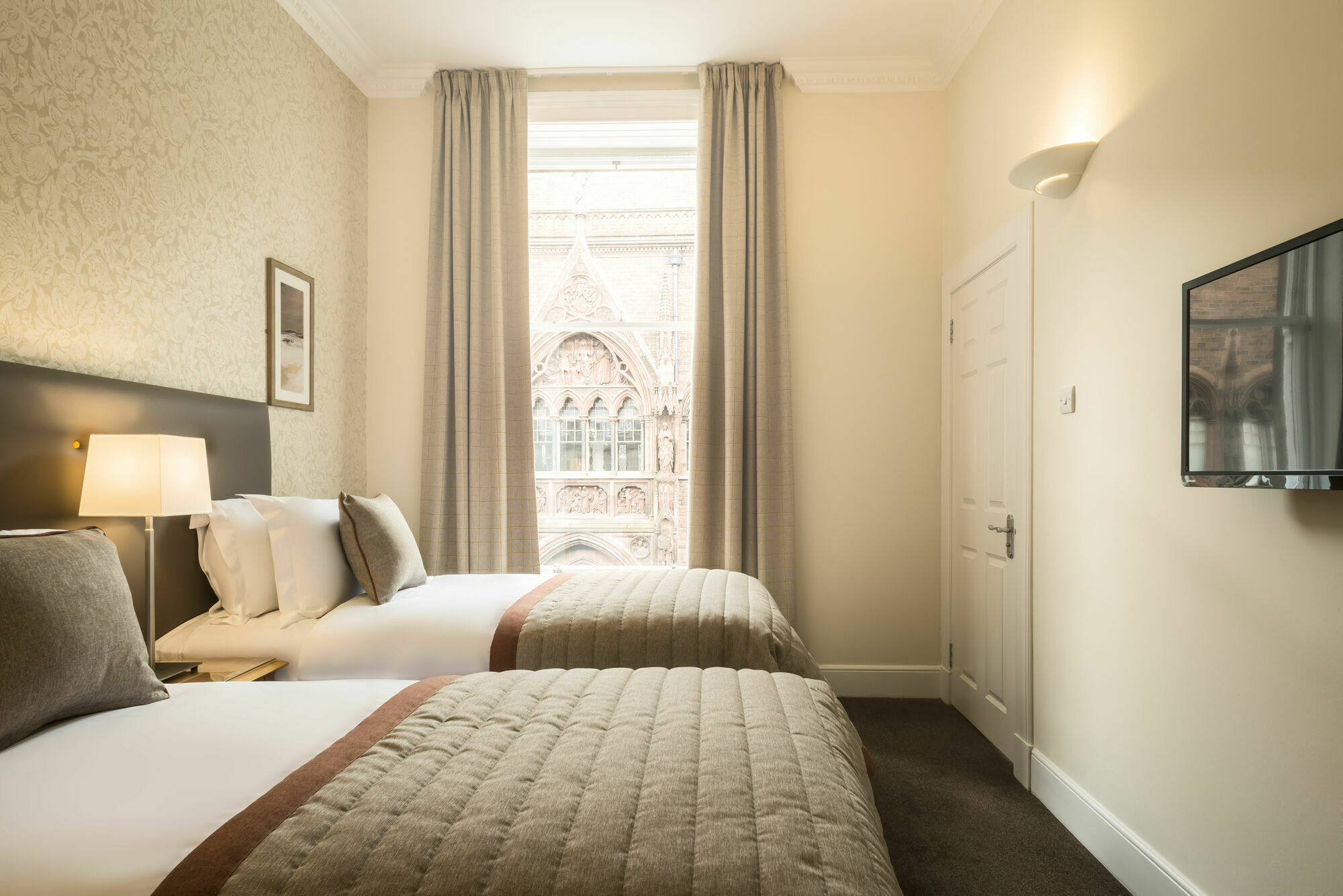 Fountain Court - Royal Garden EDI