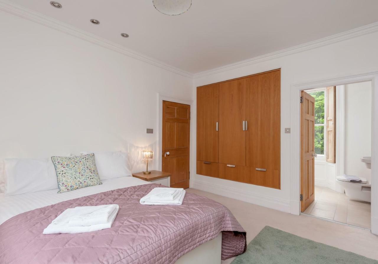 Holiday home The Lochside House Edinburgh