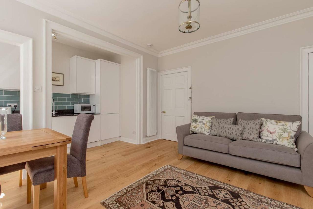 Apartment Altido Elegant Georgian 2-bedrm Apt In Heart Of Old Town *