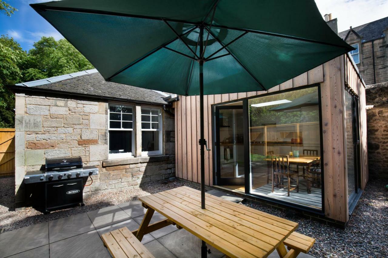 Trinity Lodge, House With The Private Garden In *