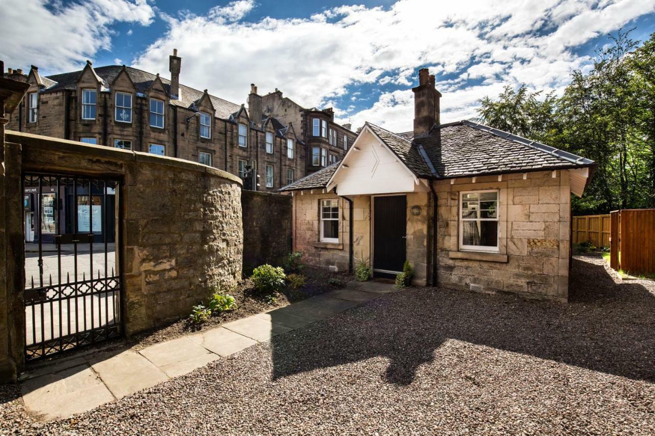 Trinity Lodge, House With The Private Garden In Lodge Edinburgh