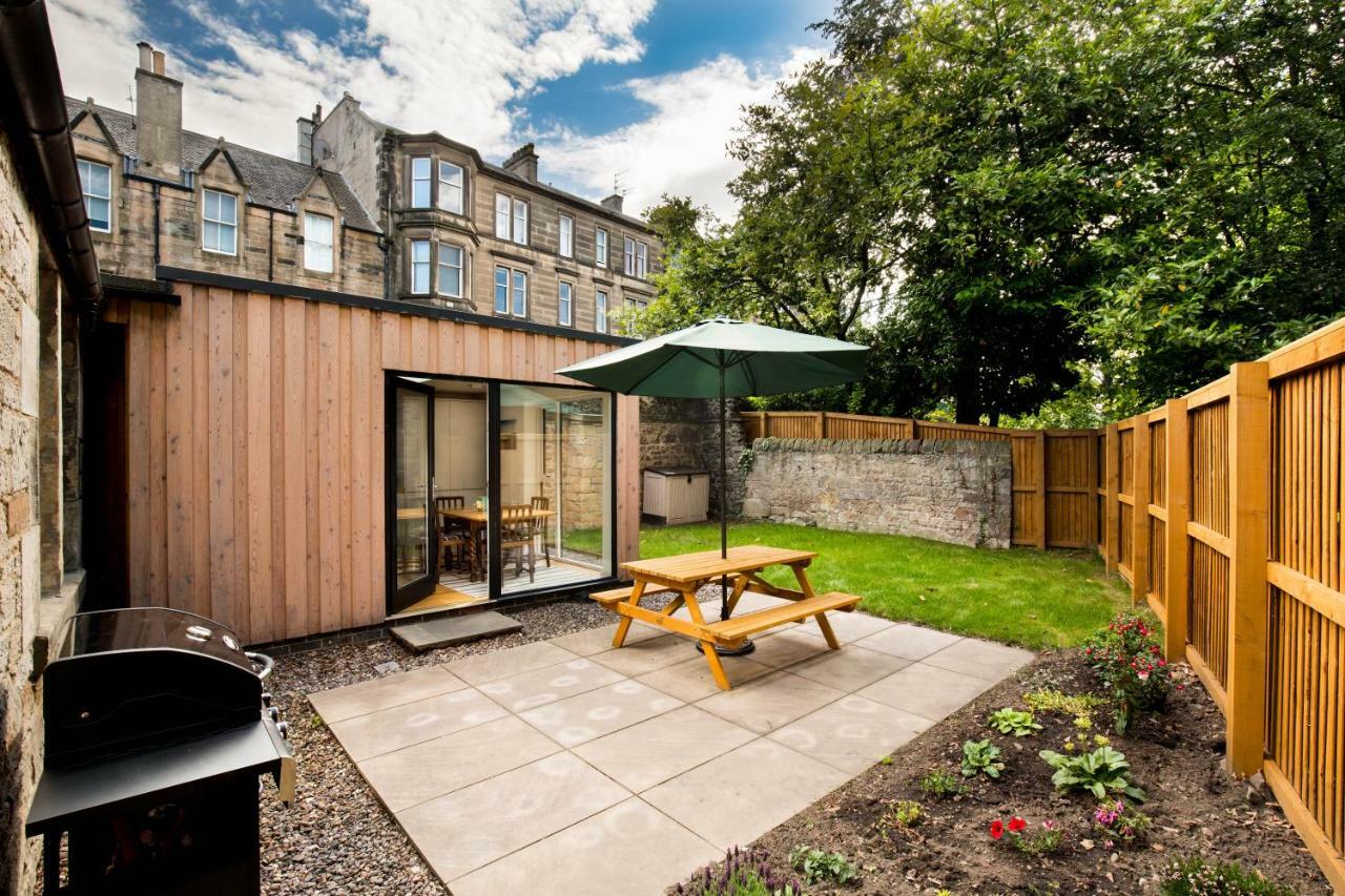 Trinity Lodge, House With The Private Garden In Edinburgh