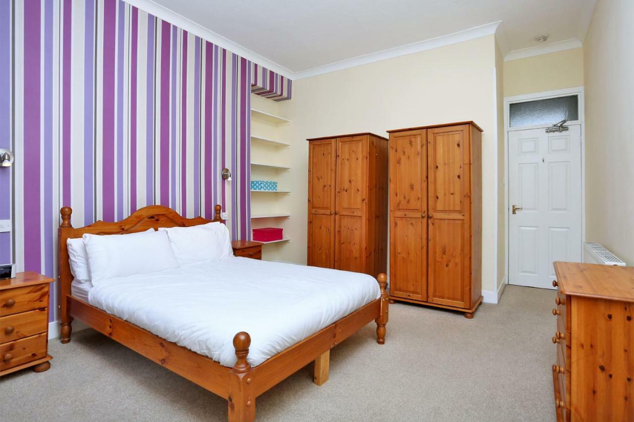 World's End - Historic 2 Bed On The Royal Mile, Sleeps 4 Edinburgh