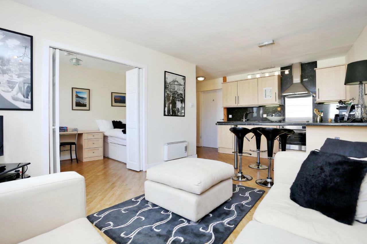 West Bow - Comfy 2 Bed On West Bow Overlooking Grassmarket Apartment