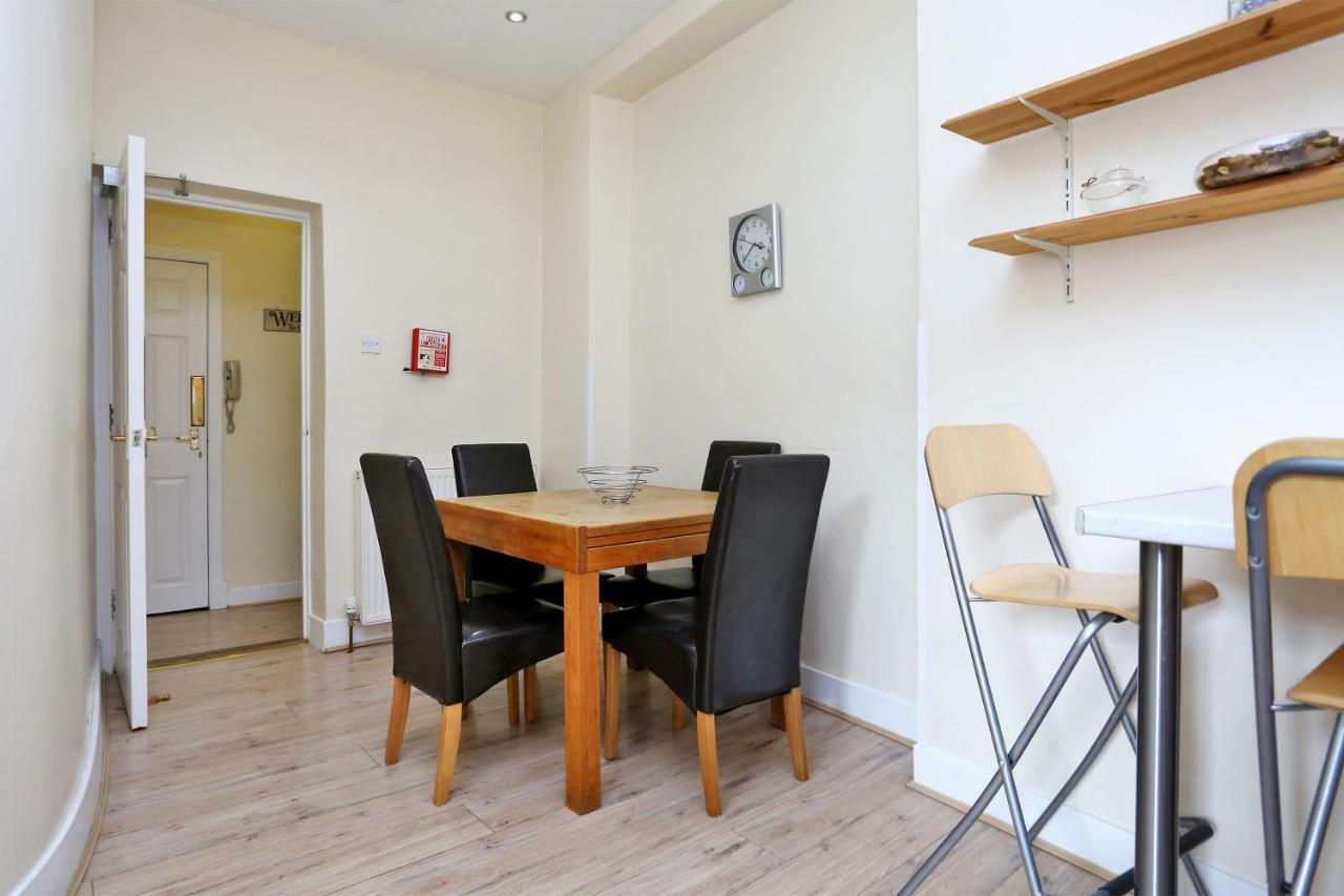 World's End - Historic 2 Bed On The Royal Mile, Sleeps 4 Edinburgh