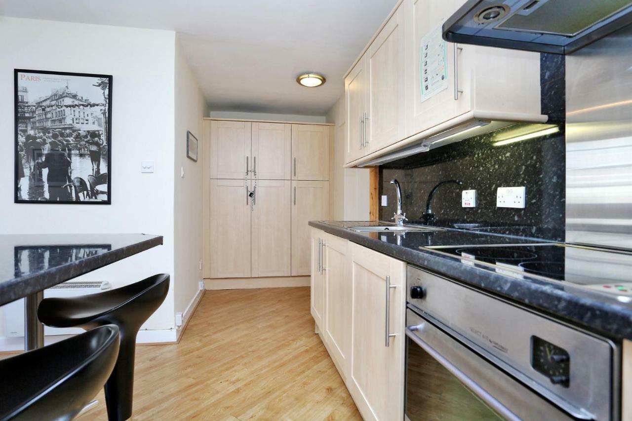 West Bow - Comfy 2 Bed On West Bow Overlooking Grassmarket Apartment Edinburgh