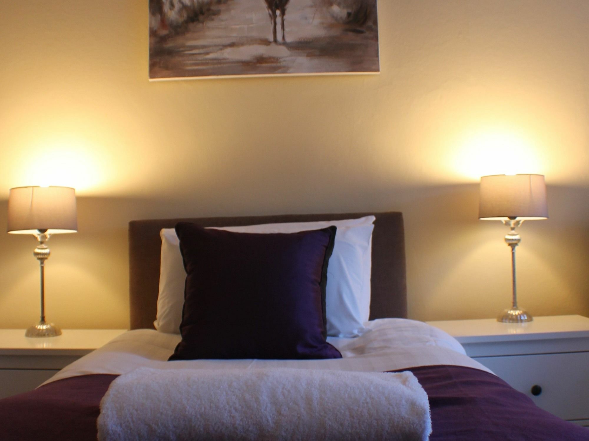 Appartement Spacious West End Townhouse