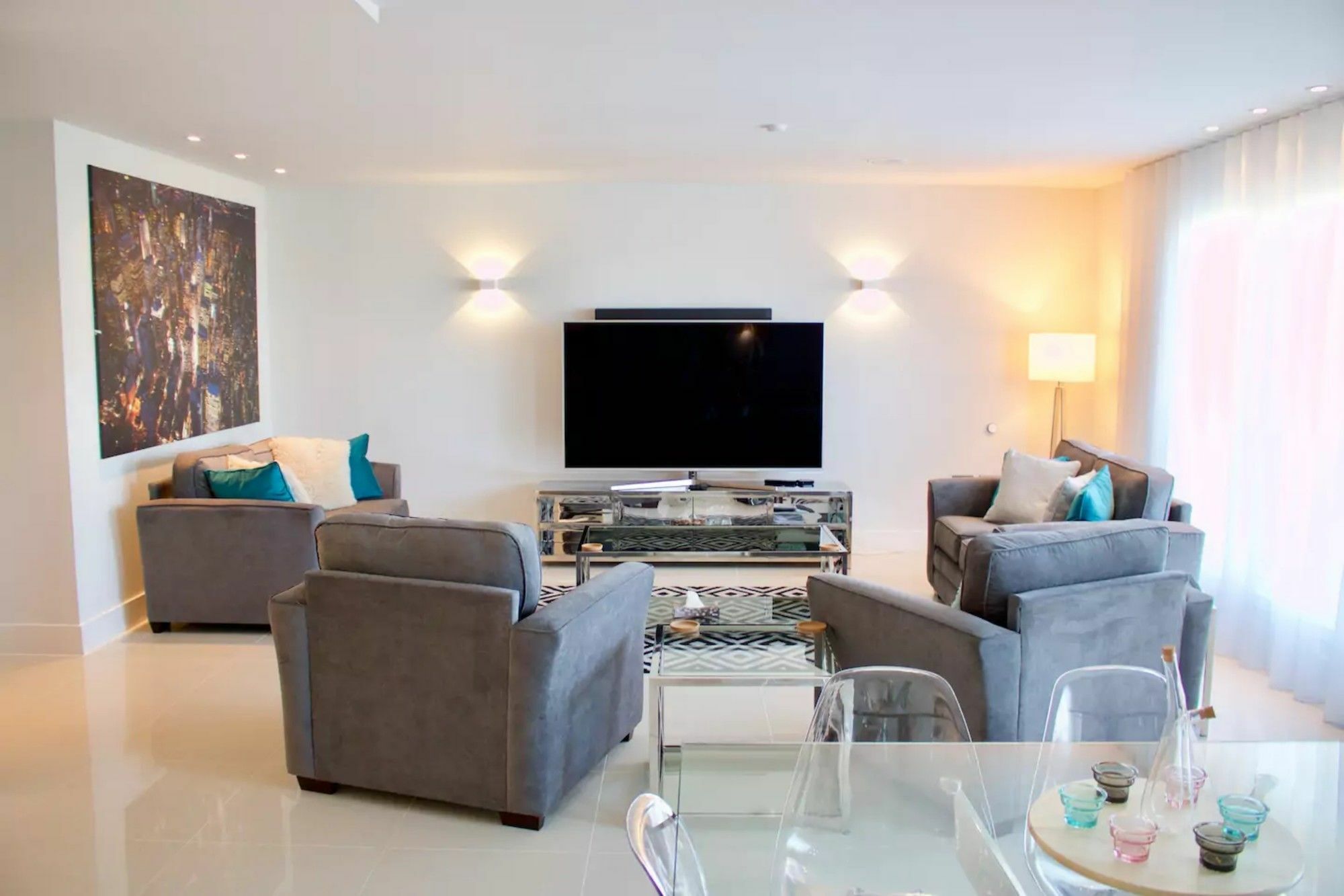 Appartement Luxurious - Sleeps 6 *