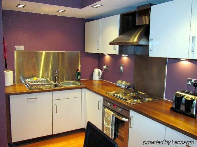Hot-el-apartments Waterfront 4* Edinburgh