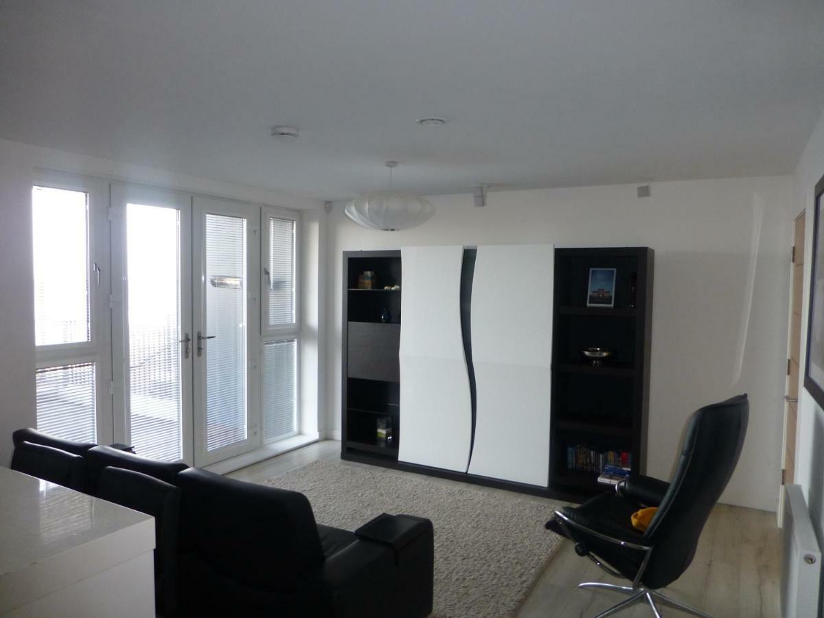 Apartment On The Beach
