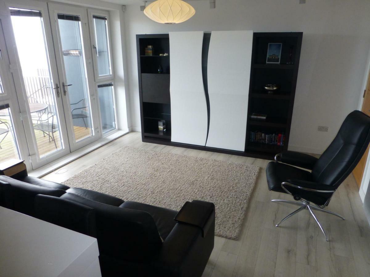On The Beach Apartment *