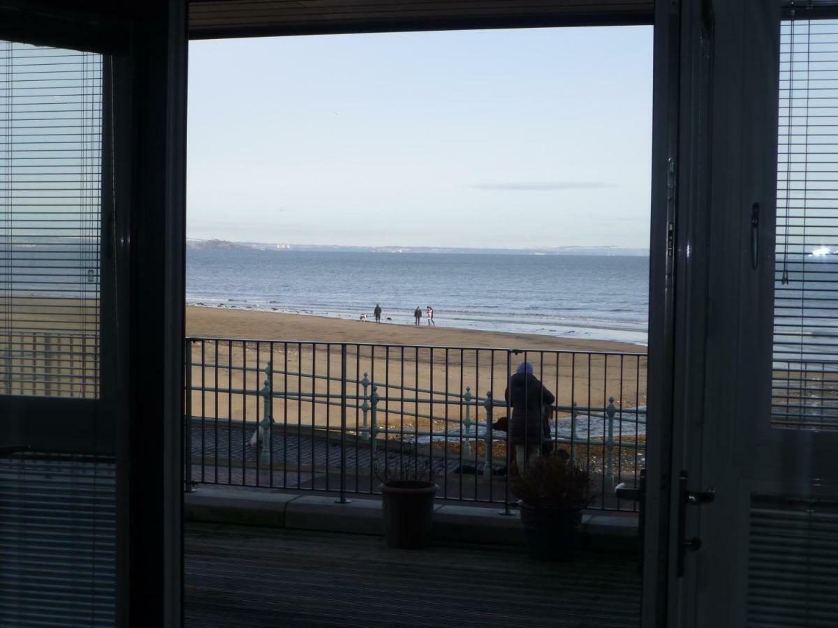 On The Beach Apartment
