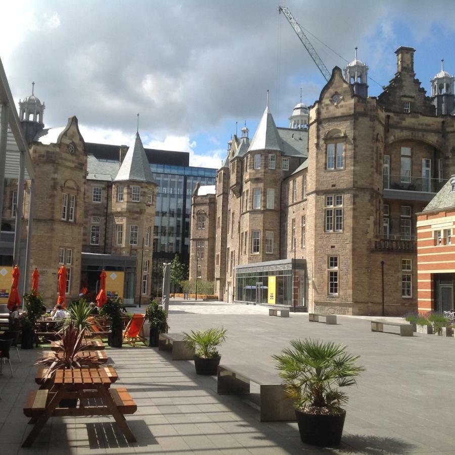 City Centre Castle Walk Edinburgh