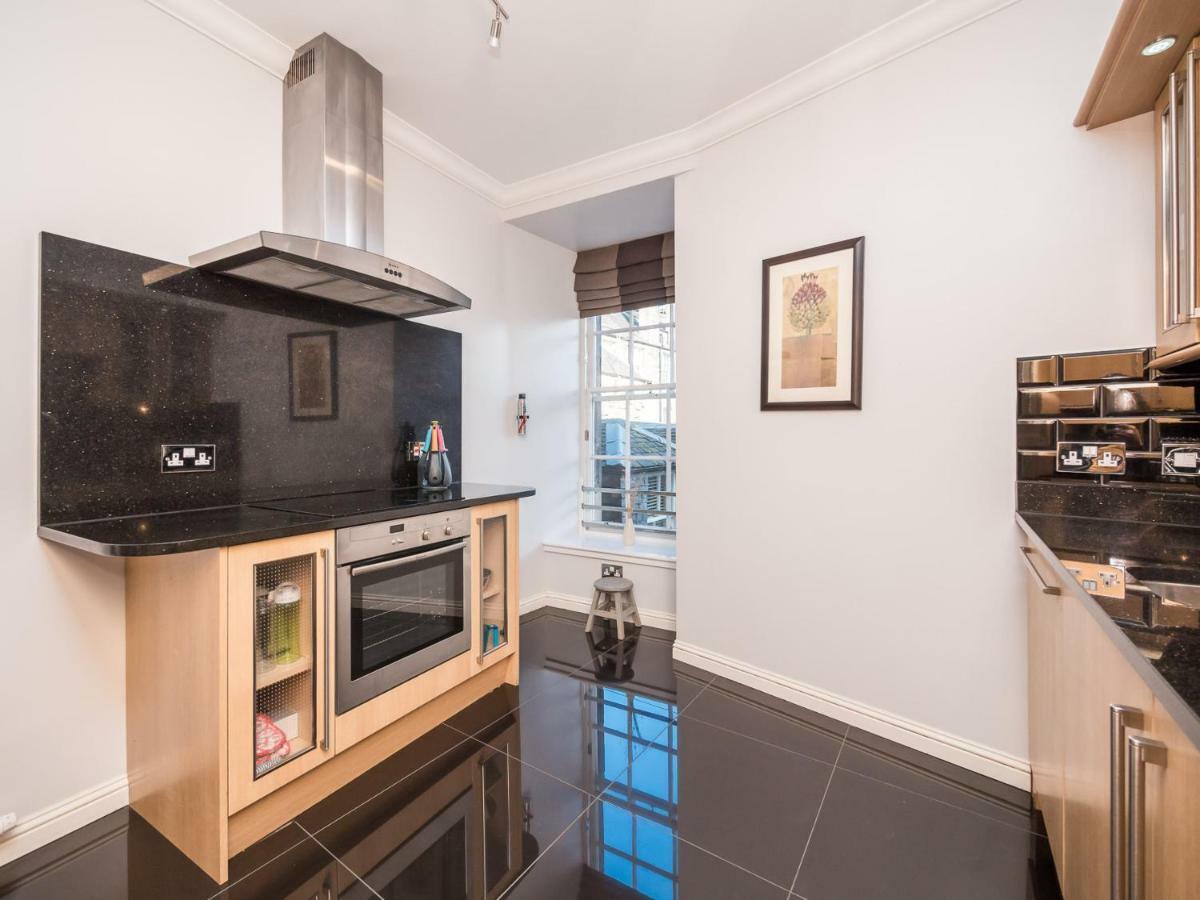 Festival Lets Apartment Edinburgh