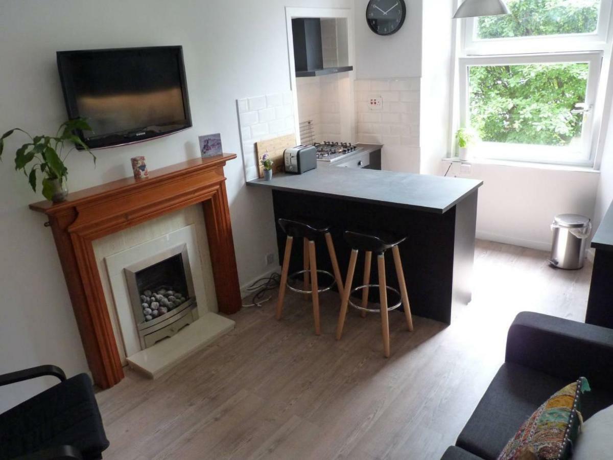 Downfield Place - Bright Flat 15 Minutes To Princes St *