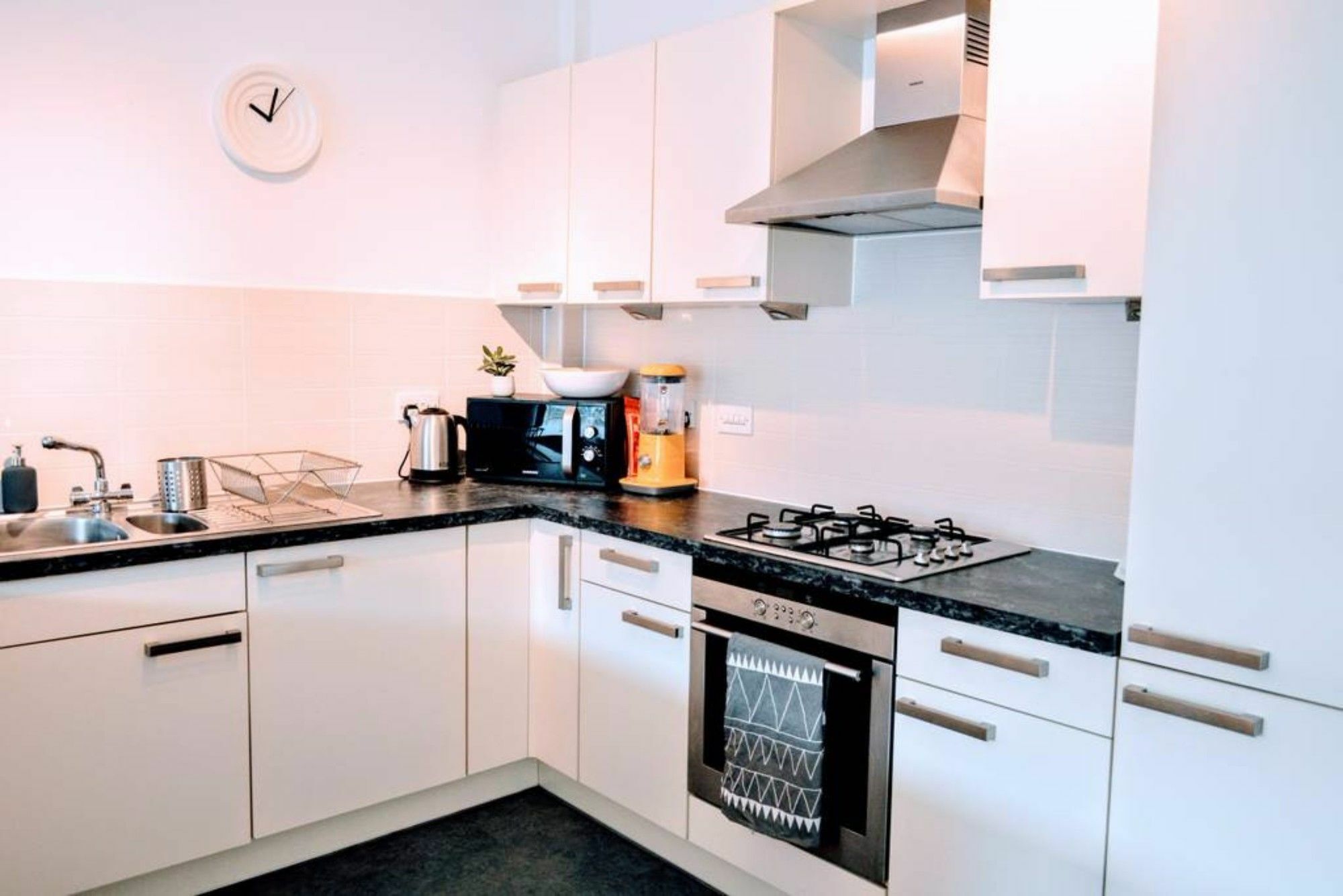 Beautifully Renovated -central